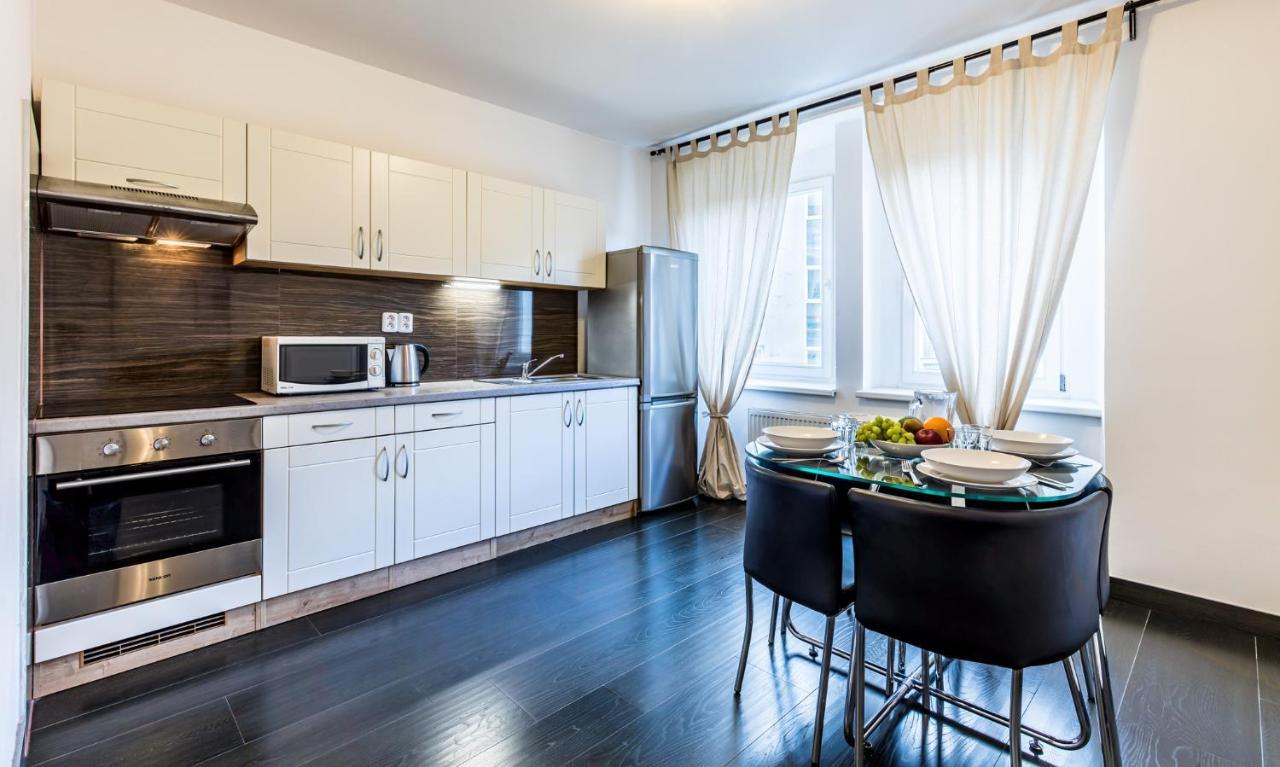 Teplice Apartments Dlouha Luaran gambar