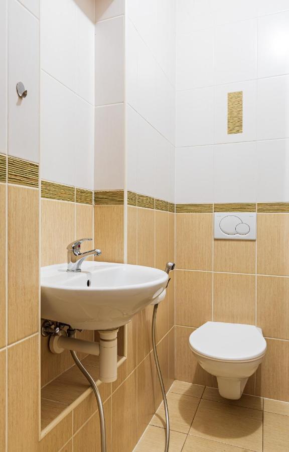 Teplice Apartments Dlouha Luaran gambar